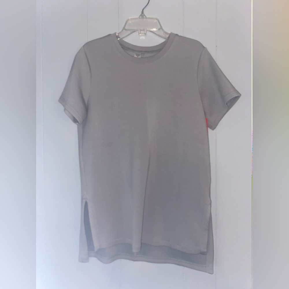 SPANX Light Gray Short Sleeve Top